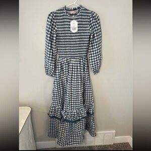 Ivy City Co Blue and White Gingham Women’s Smocked Dress